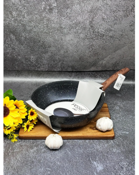 Сковорода d-24см антипригарное покрытие Fessle /14714/ (У-12)