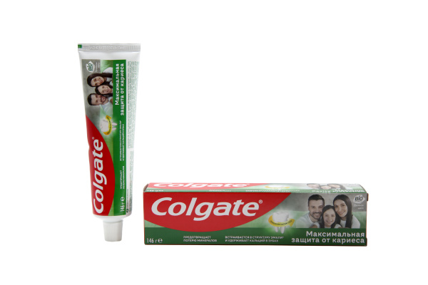 Зубная паста Colgate Защита от кариеса 100мл двойная мята 