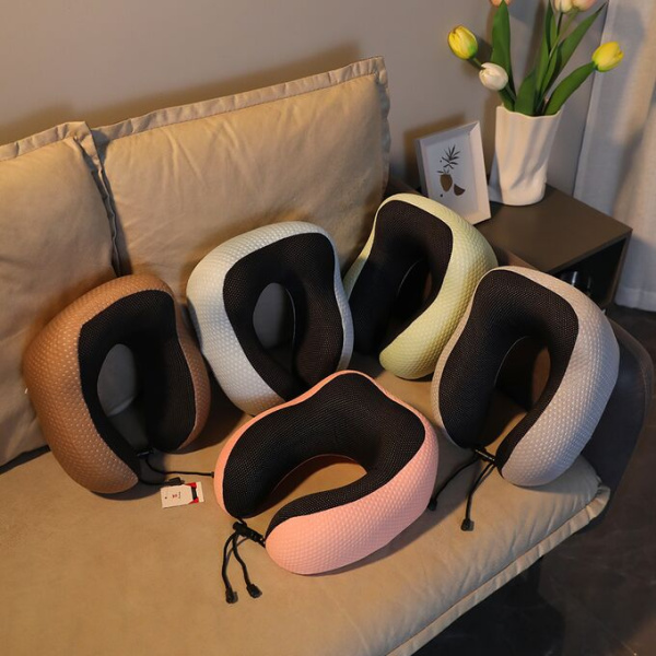 Подушка для шеи дорожная 30*30см с эффектом памяти