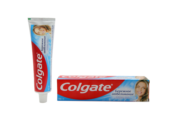 Зубная паста Colgate 100мл бережное отбеливание /89246/